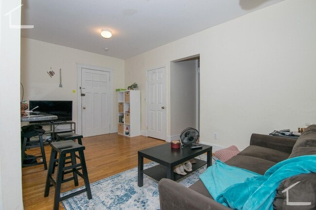 Photo - 62 Egmont St