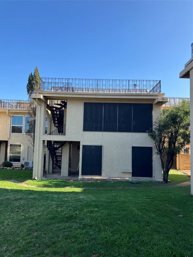 Photo - 5806 Circulo Dr Condo Unit 14