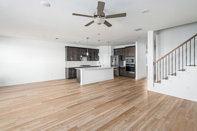 Photo - 1421 Elijah Dr