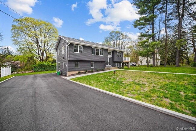 Photo - 10 Sandhage Dr