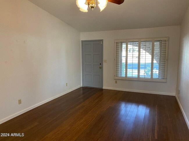 Photo - 1511 W Keating Ave