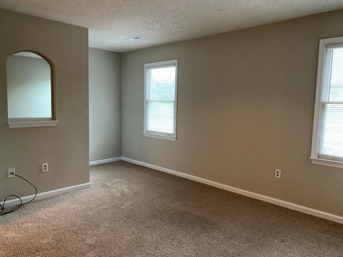 Photo - 5824-5824 Raiford Cir Unit 5822B