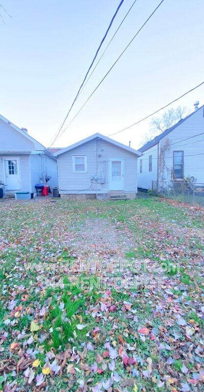 Photo - 1231 E Illinois St