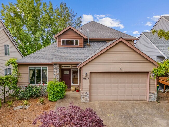 Photo - Stunning, spacious 4-bdrm/4-bath in Tigard. Fireplace, massive decks, next to nature