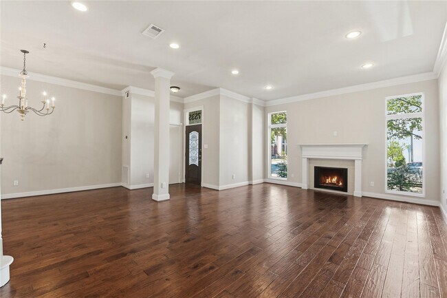 Photo - 7535 Olympia Dr