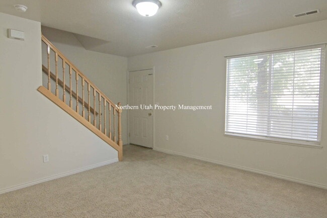 Photo - 2 Bed, 2 Bath Townhome