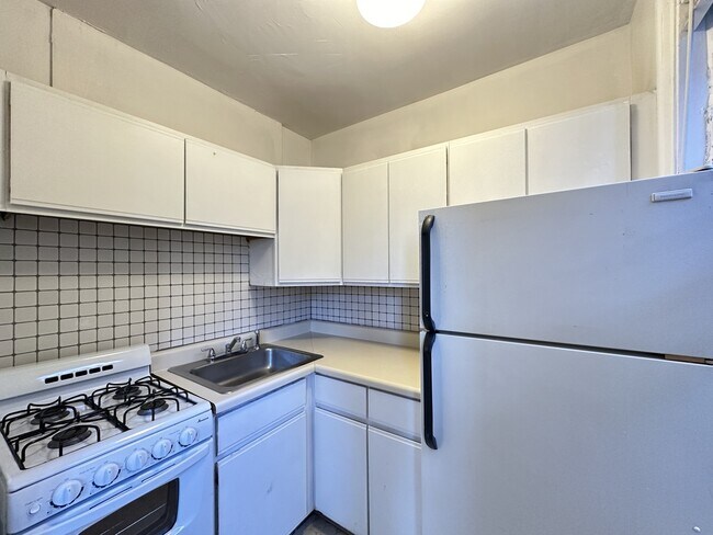 Photo - 653 W Belmont Ave Unidad 603