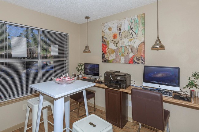 Photo - Sunpark Apartment Homes