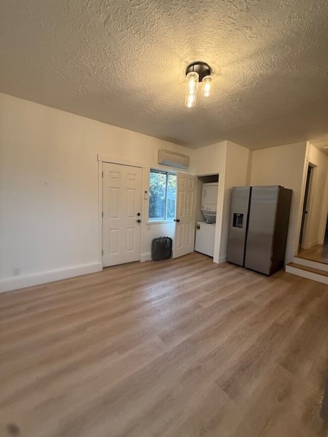 Photo - 0107-01 Unidad 4789 SE Ada Lane   B