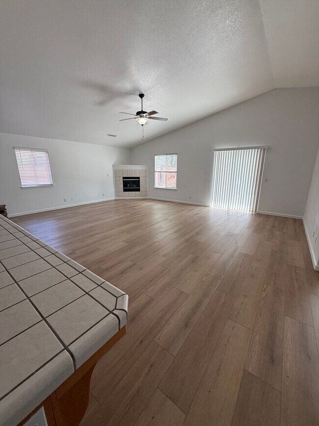 Photo - Great home in shandon