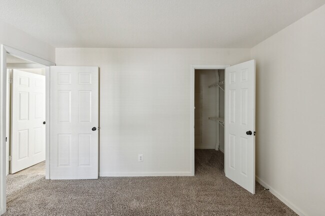 Walk In Closet