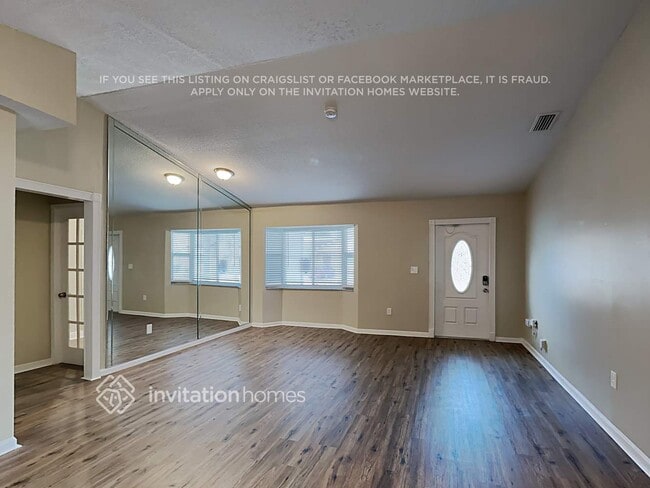 Photo - 17035 SW 145th Ave