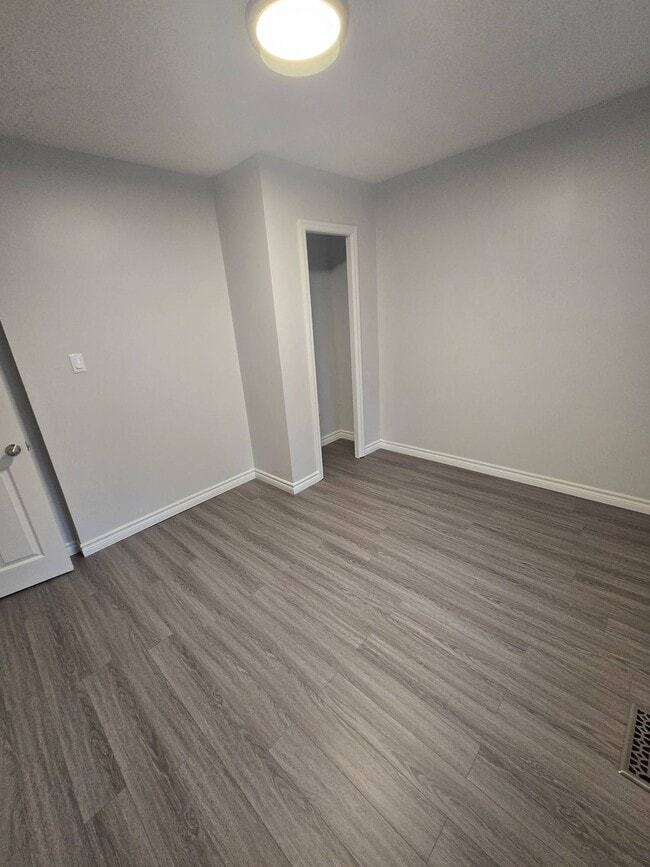 Photo - 1039 Bancroft Dr Unit 2