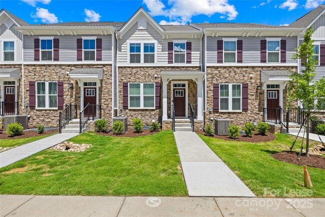 Photo - 9338 Mallard Mls Dr Townhome