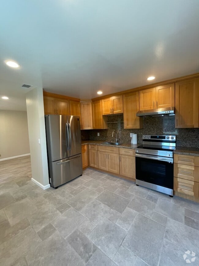 Building Photo - 526 Doyle Rd Unit 4 Rental