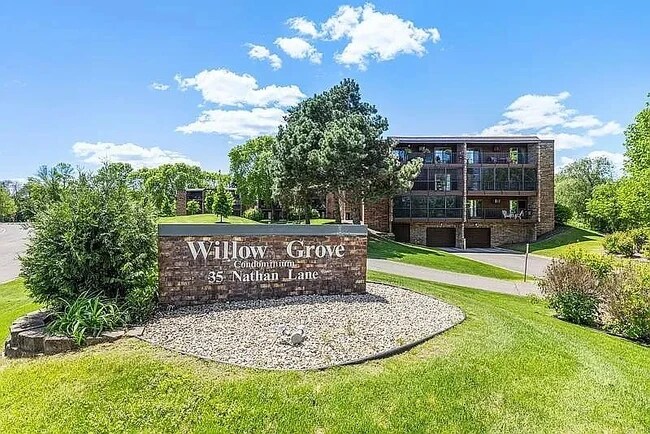 Photo - 35 Nathan Ln N Condo Unit 121