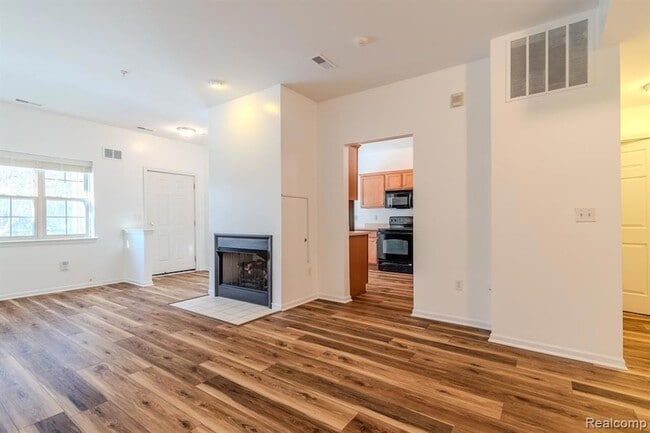 Photo - 39696 Rockcrest Ln