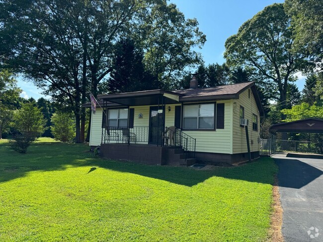 Building Photo - MOVE-IN READY! Rental