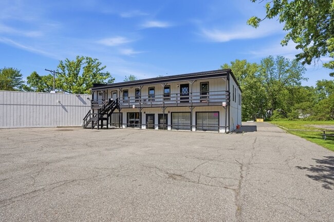 Photo - 780 N Van Dyke Rd Unit Apartment # 1