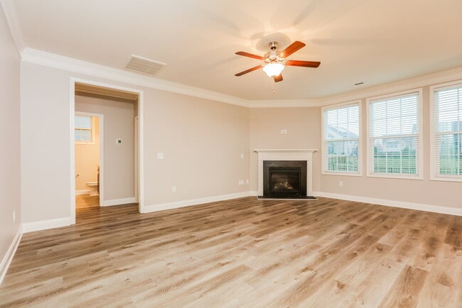 Photo - 7435 Birchshire Dr