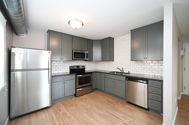 Building Photo - Med City Apartments