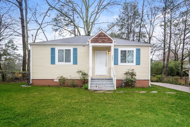 Photo - 1294 Almont Dr SW House
