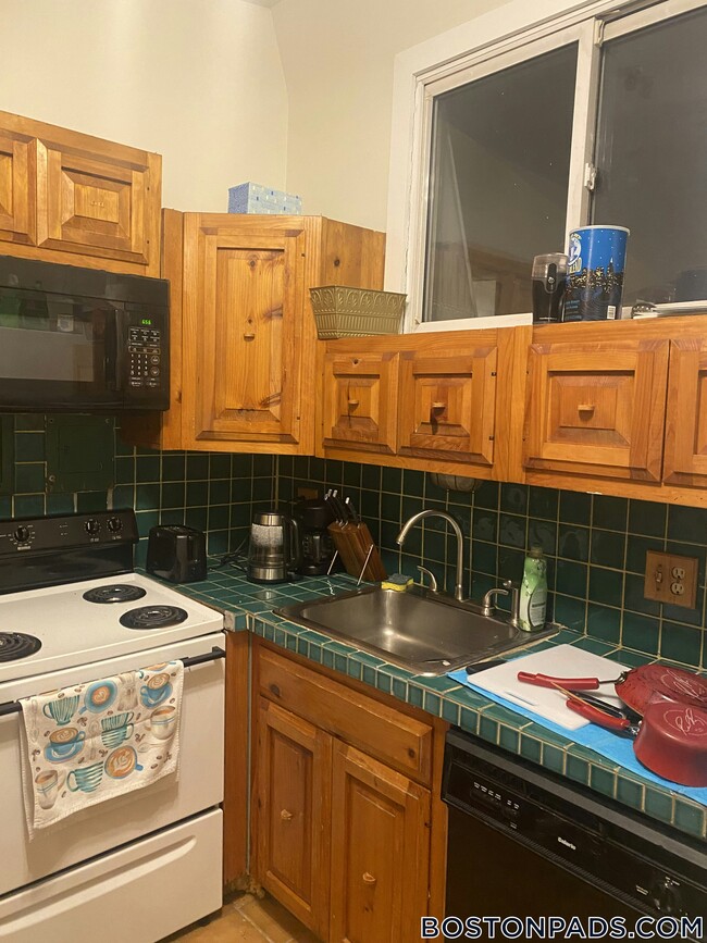 Photo - 49 Symphony Rd Unit 43