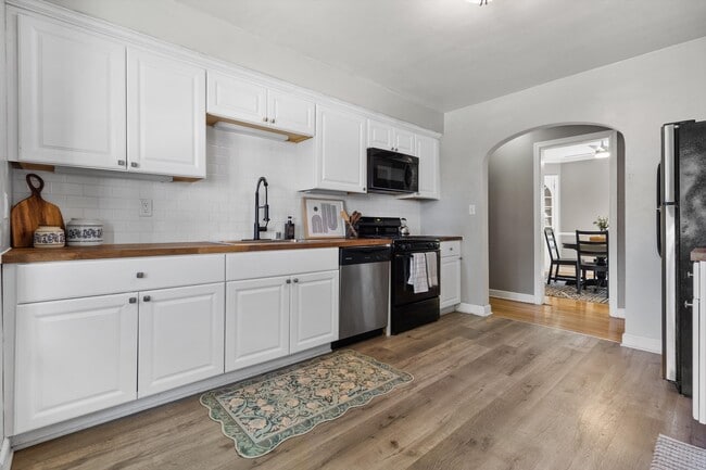 Photo - 2378 N 69th St