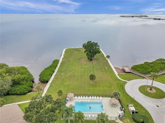 Photo - 425 Windrush Bay Dr Unit 425