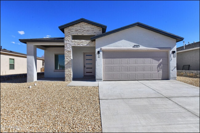 Photo - 7830 Estrella