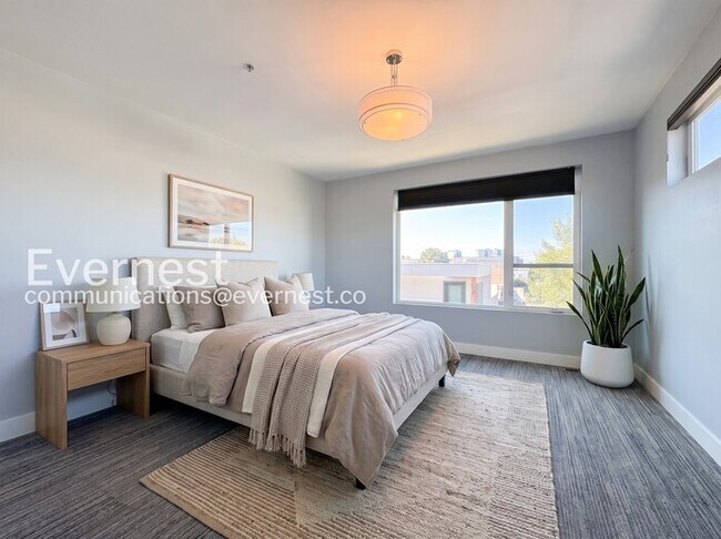 3444 Navajo St