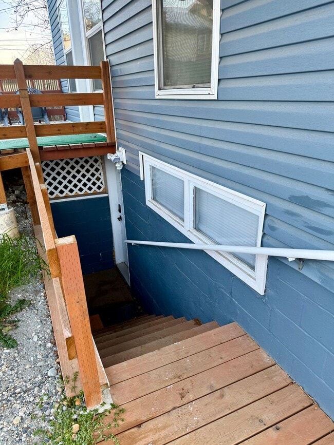 Photo - Eighth Ave - 760 Unidad A