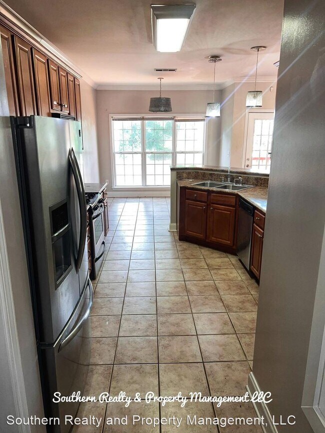 Photo - 4 br, 2 bath House - 769 Whitehall Parkway