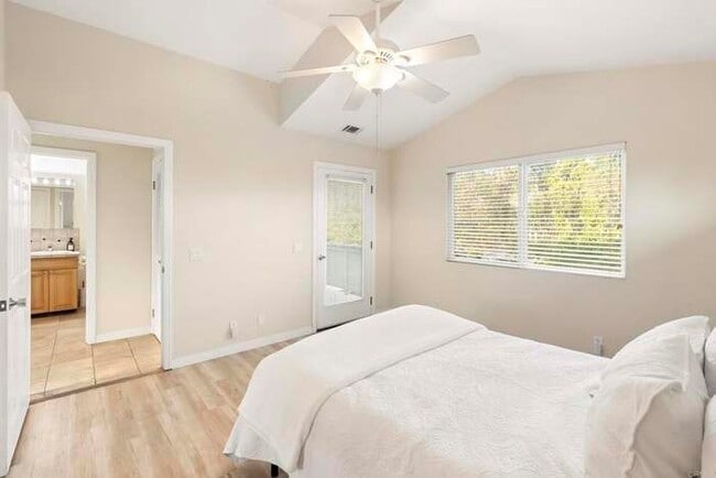 Photo - 233 Cole Ranch Rd