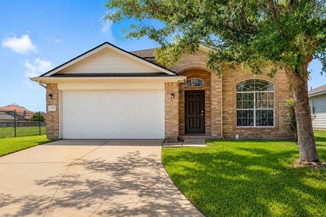 Building Photo - 2403 Orchard Run Way