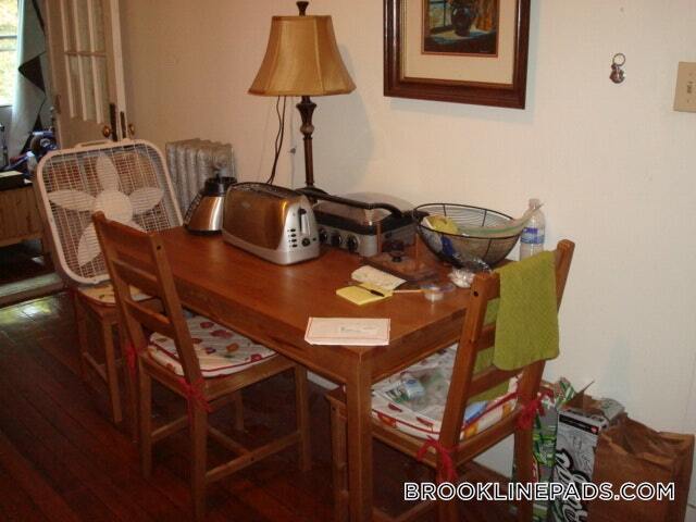 Photo - 1905 Beacon St Unit 1R