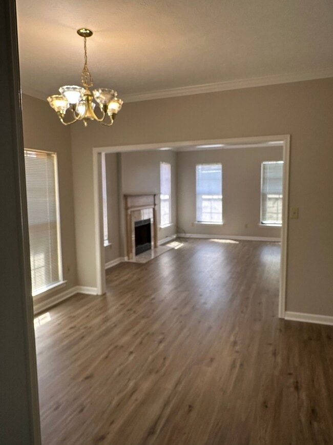 Photo - 2009 Station Ct