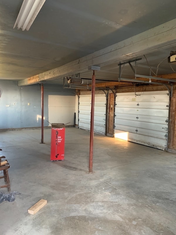 Photo - Crestview Schools, large garage & barn on about 2 acres