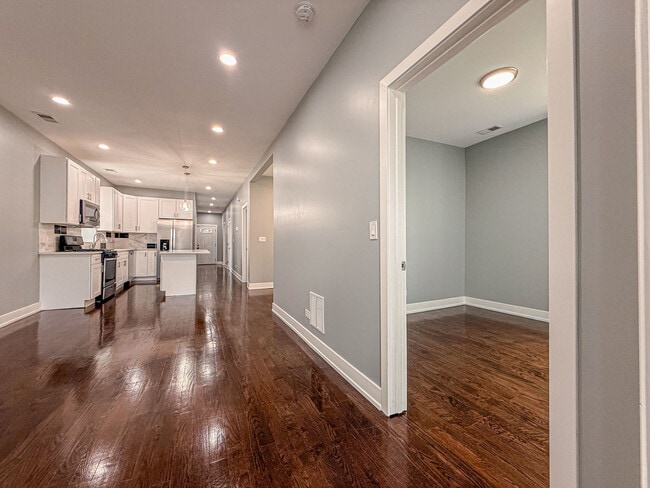 Photo - 4817 W Jackson Blvd