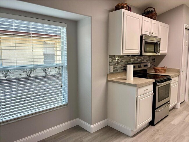 Photo - 951 Vindale Rd