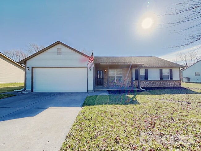 Building Photo - 1690 Fountain Lk Dr E