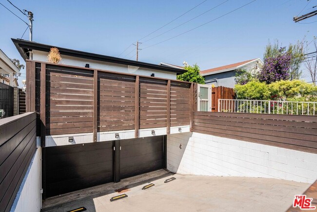 Photo - 12009 Cedar Ave Unit A