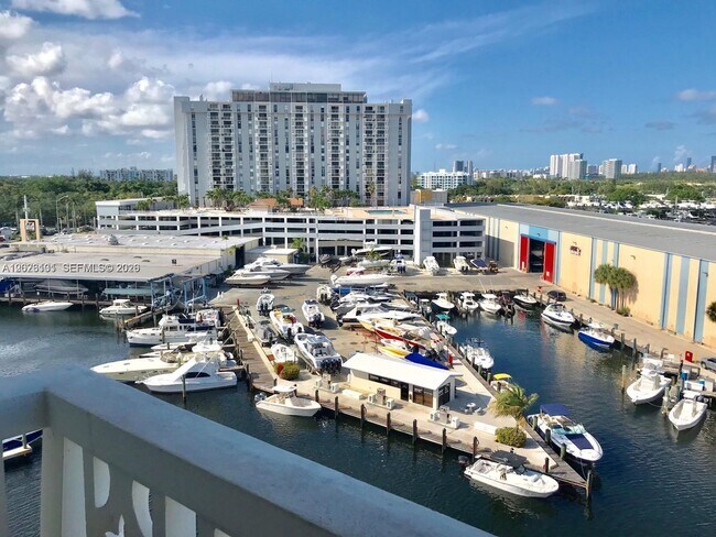 Photo - 13155 Ixora Ct Unit 907