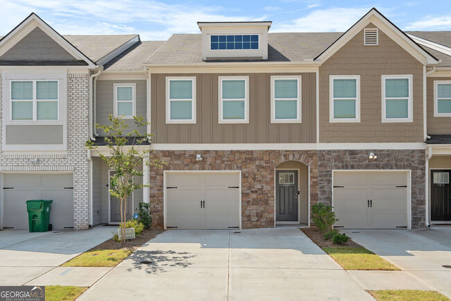 Photo - 5855 Greystone Dr Townhome