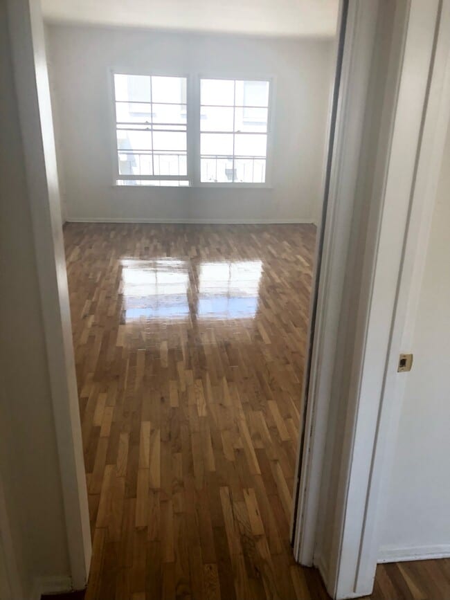 Photo - 1466 S Sherbourne Dr Unidad 5