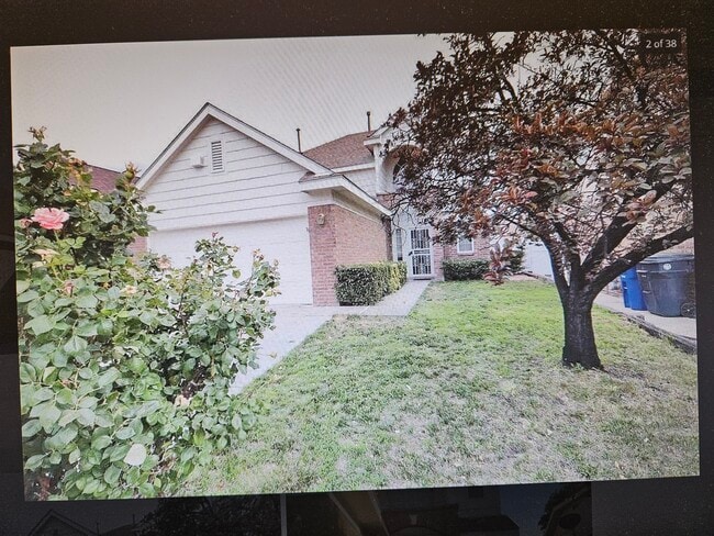 Photo - 8020 Brittany Ave NE