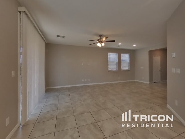 Photo - 6563 Smithville Ave