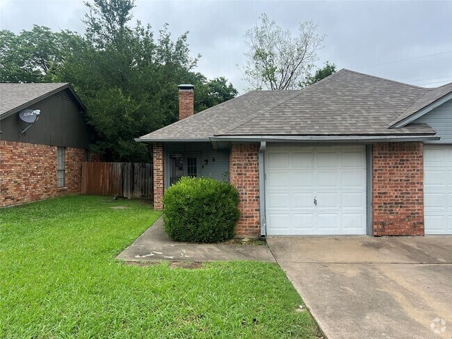 Building Photo - 1509 N Grant Dr Unit A Rental
