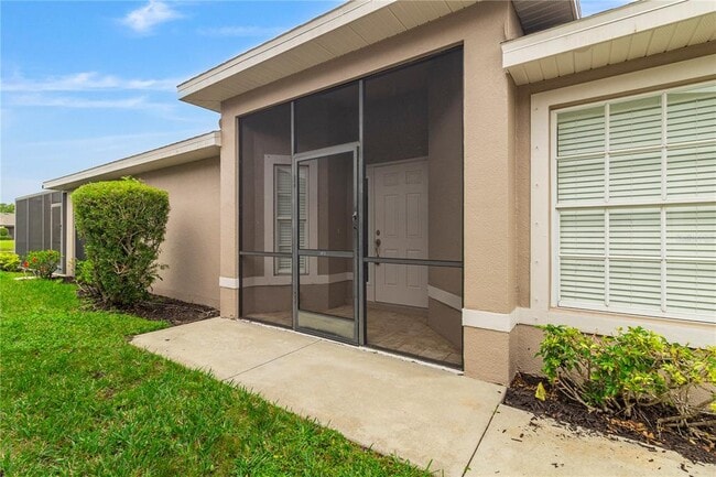 Building Photo - 3533 Lakewood Blvd