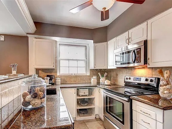 Photo - 925 S Hanley Rd Unit F